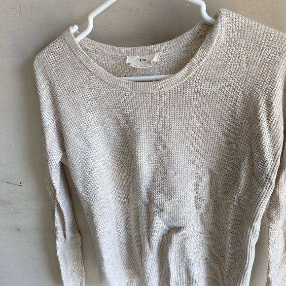 Aritzia Lot - Picture 7 of 11